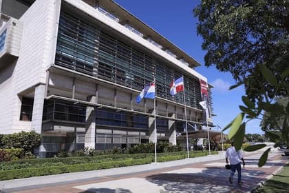 Dictan prisión preventiva contra hombre por agresión y amenazas en Azua