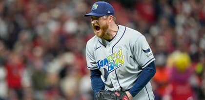 Rays se colocan a un paso de la Serie Mundial tras vencer a Cleveland
