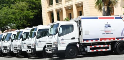 Gobierno fortalece gestión de residuos sólidos con la entrega de cincuenta camiones compactadores