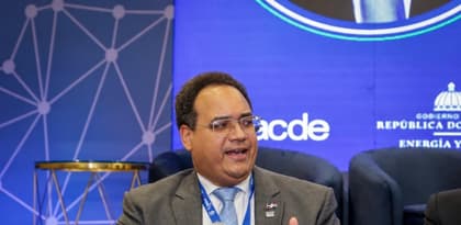 Expertos debaten sobre el futuro de la regulación eléctrica ante el aumento del consumo y las nuevas tecnologías