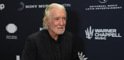 Danny Daniel, 84, entra al Salón de la Fama de los Compositores Latinos y defiende la balada