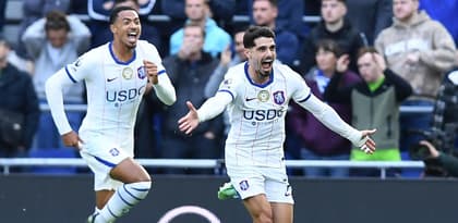 El Chelsea derrota al Everton en la Premier League en una jornada marcada por la lesión del guardameta Emiliano Martínez