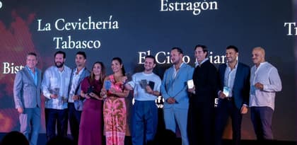 Chef Tita recibe doble distinción en la Gala Internacional de Fine Dining Table