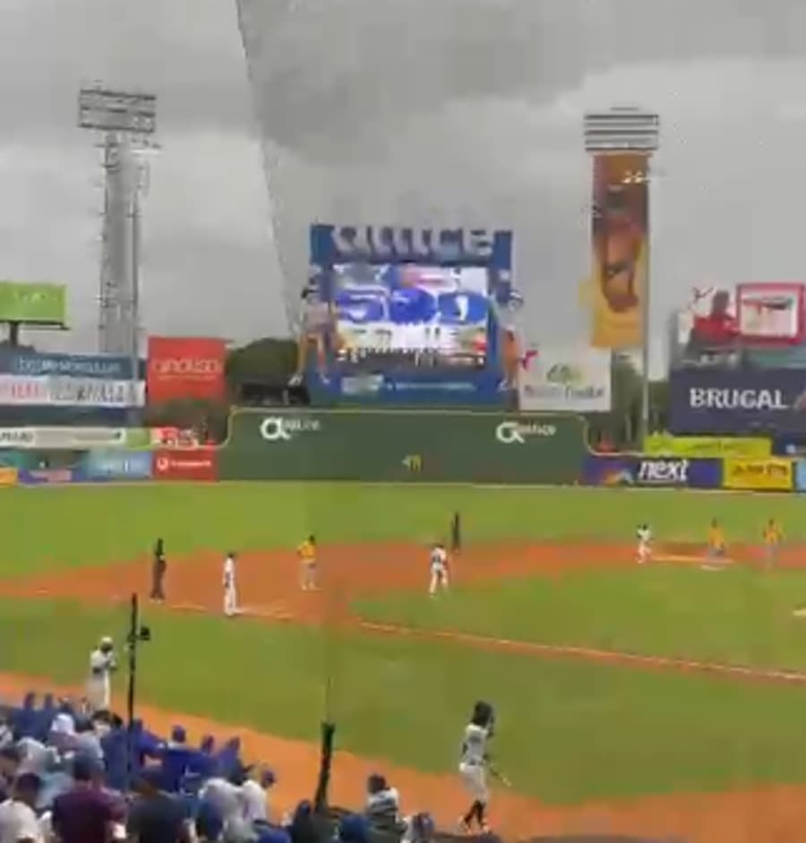 Emilio Bonifacio conecta su hit número 500 de por vida con los Tigres del Licey