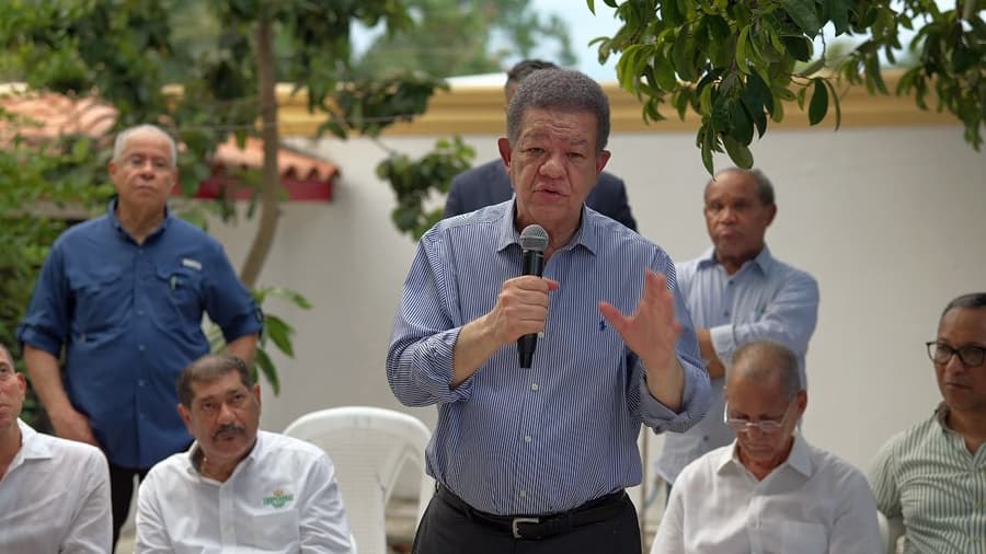Leonel Fernández aboga por la unidad nacional para salvaguardar la producción arrocera ante los retos del DR-CAFTA
